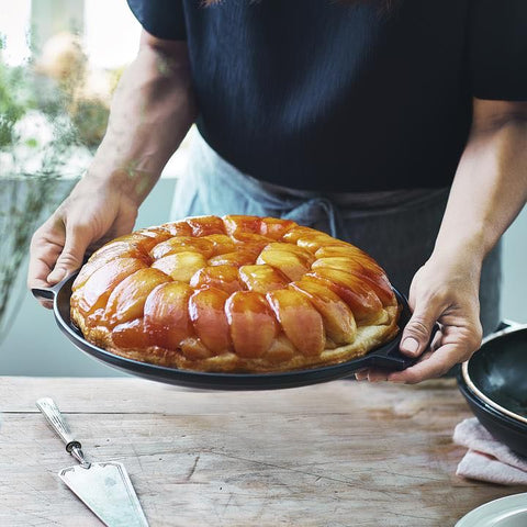 Image of Emile Henry 11" Delight Tarte-Tatin Set