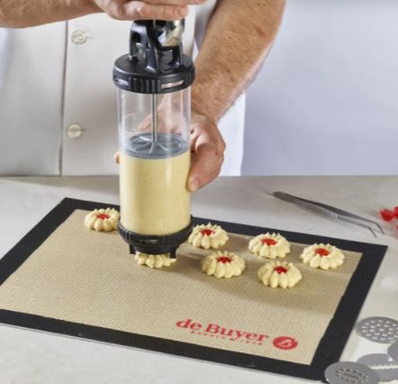 Image of Le Tube Patented Semi-Automatic Piping and Cookie Press