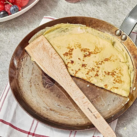 Image of de Buyer Beeswax-Coated Iron Crepe Pan
