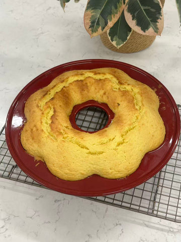 Image of Emile Henry Crown Bread & Cake Baker – image 3