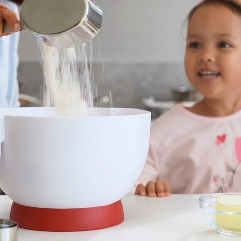 Image of Cuisipro Non-Slip Mixing Bowl with Handle, 3 L – image 3